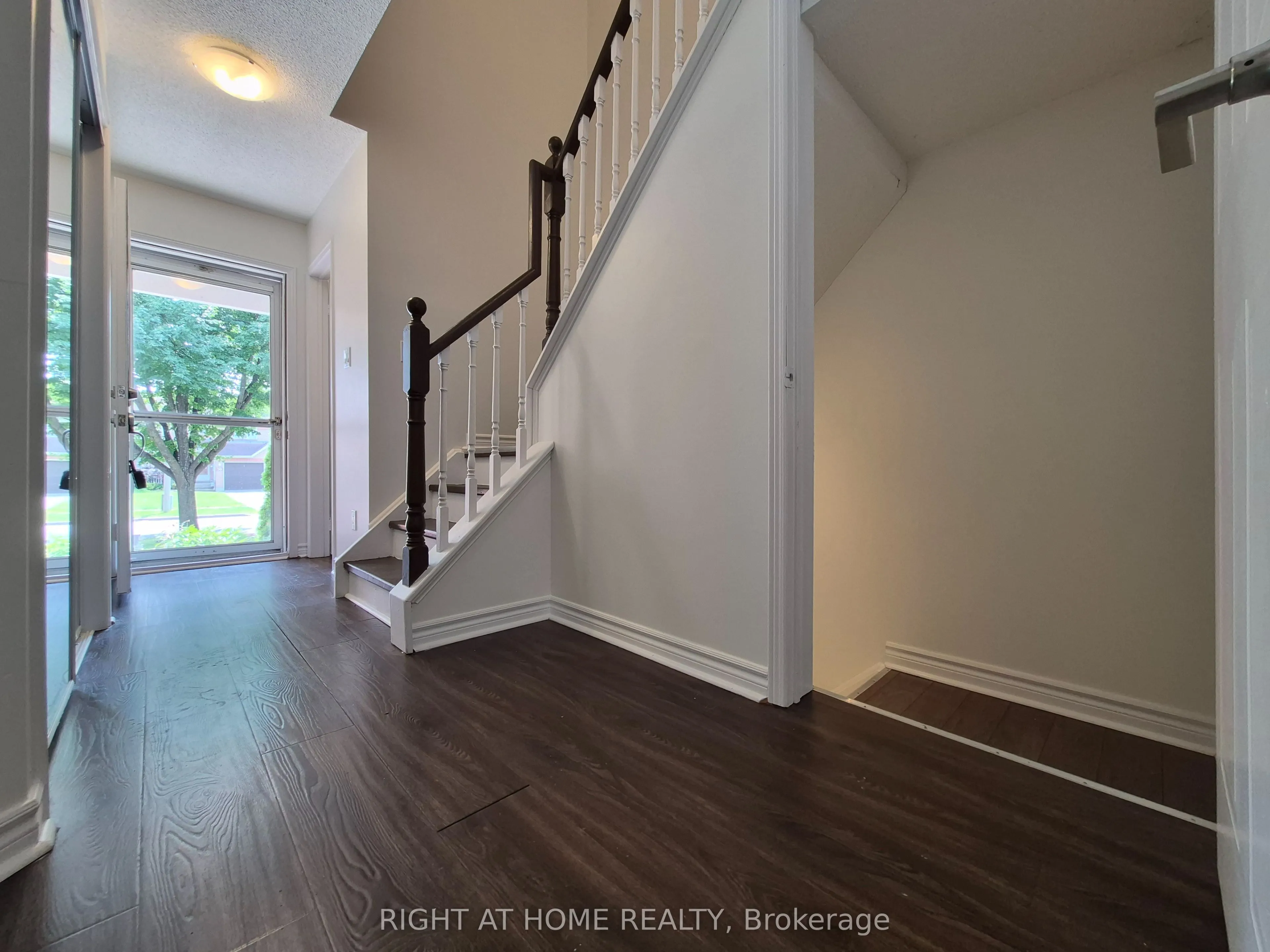 21 Mccullock Crescent
