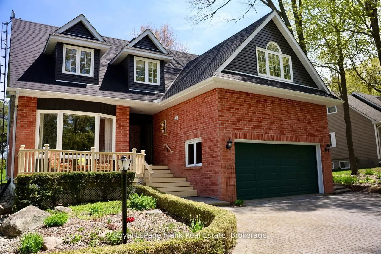 85 Ambleside Drive