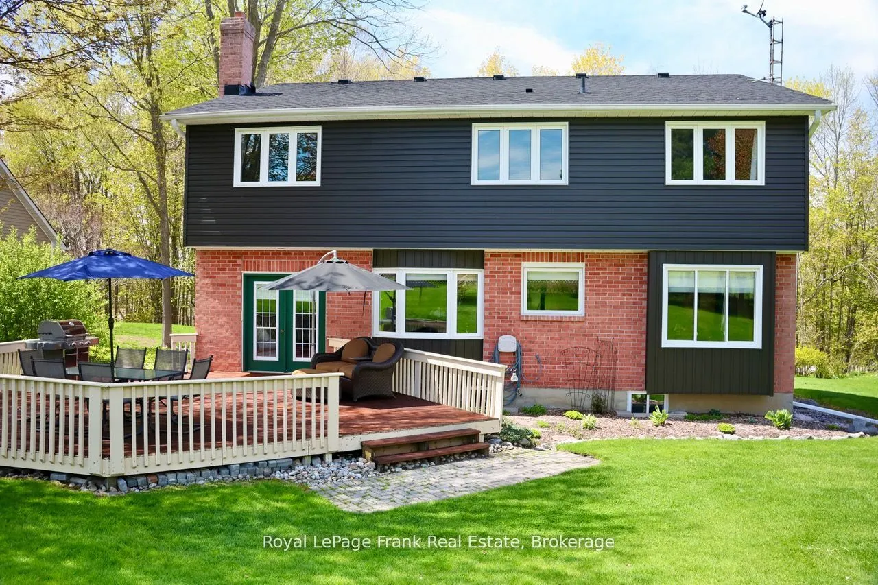 85 Ambleside Drive