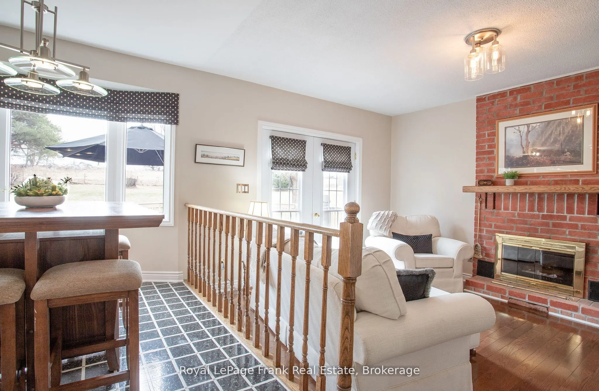 85 Ambleside Drive