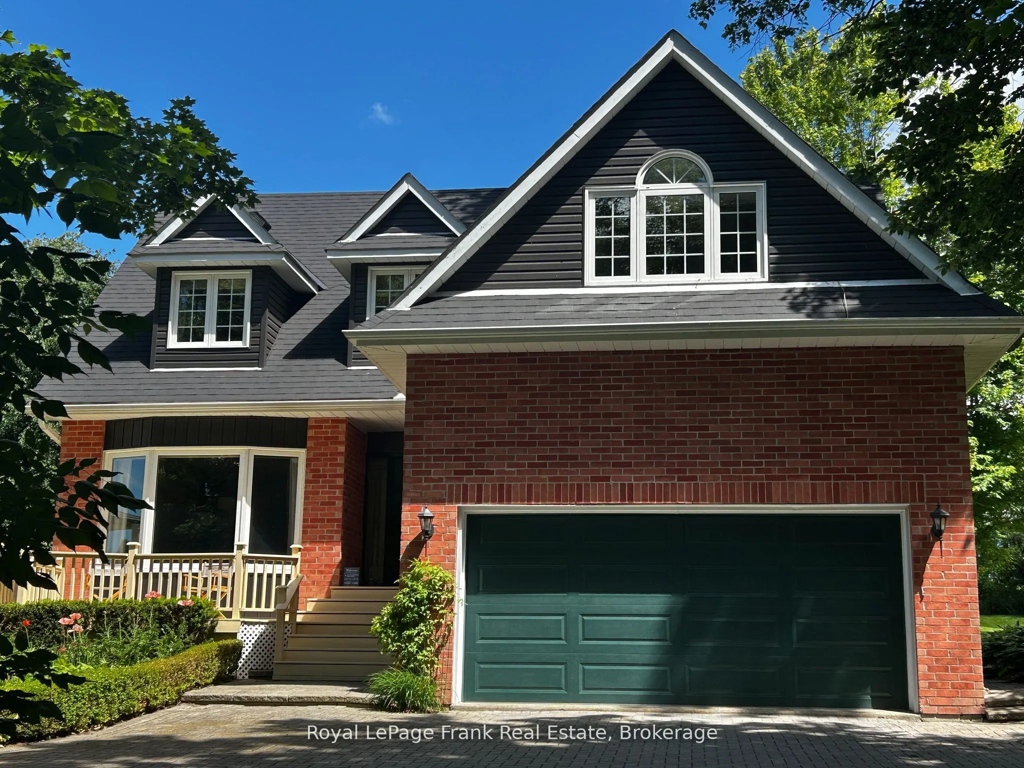 85 Ambleside Drive