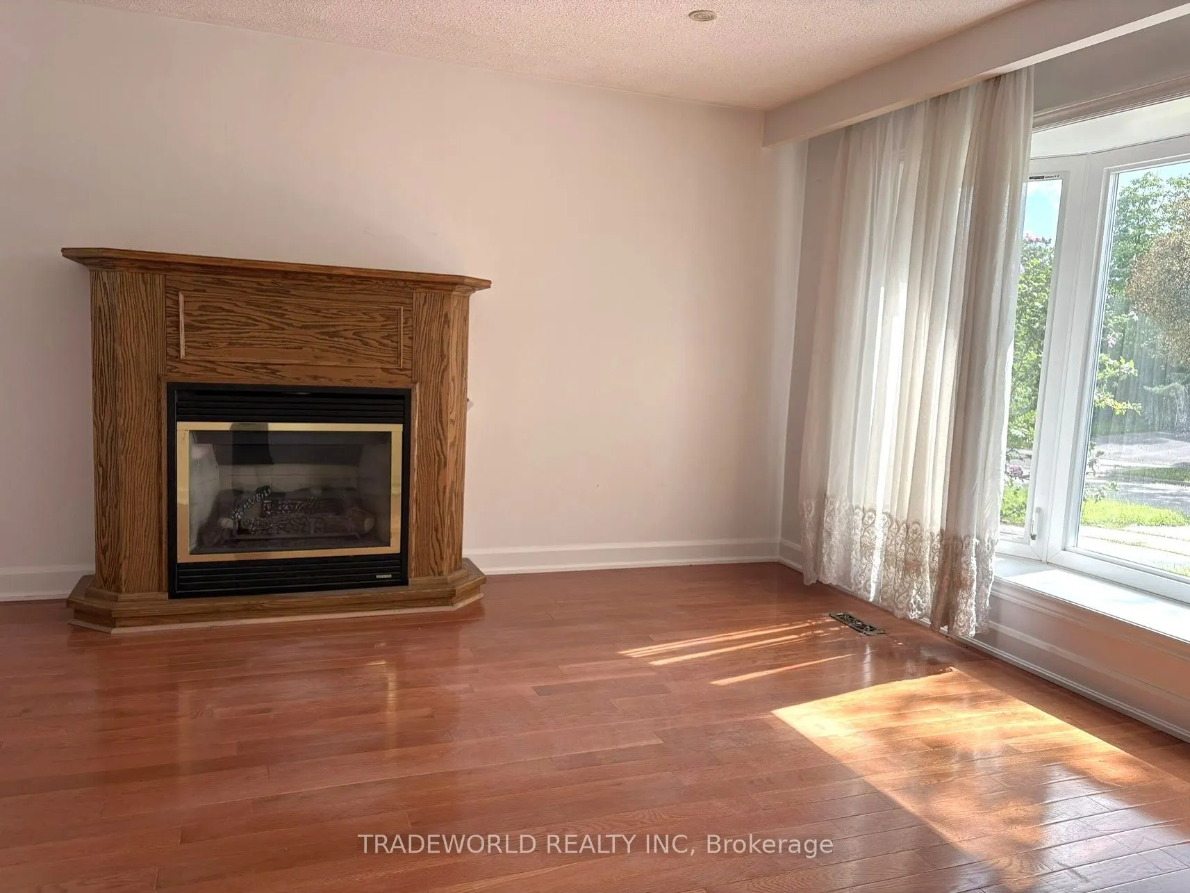54 Bridley Drive #Main Floor