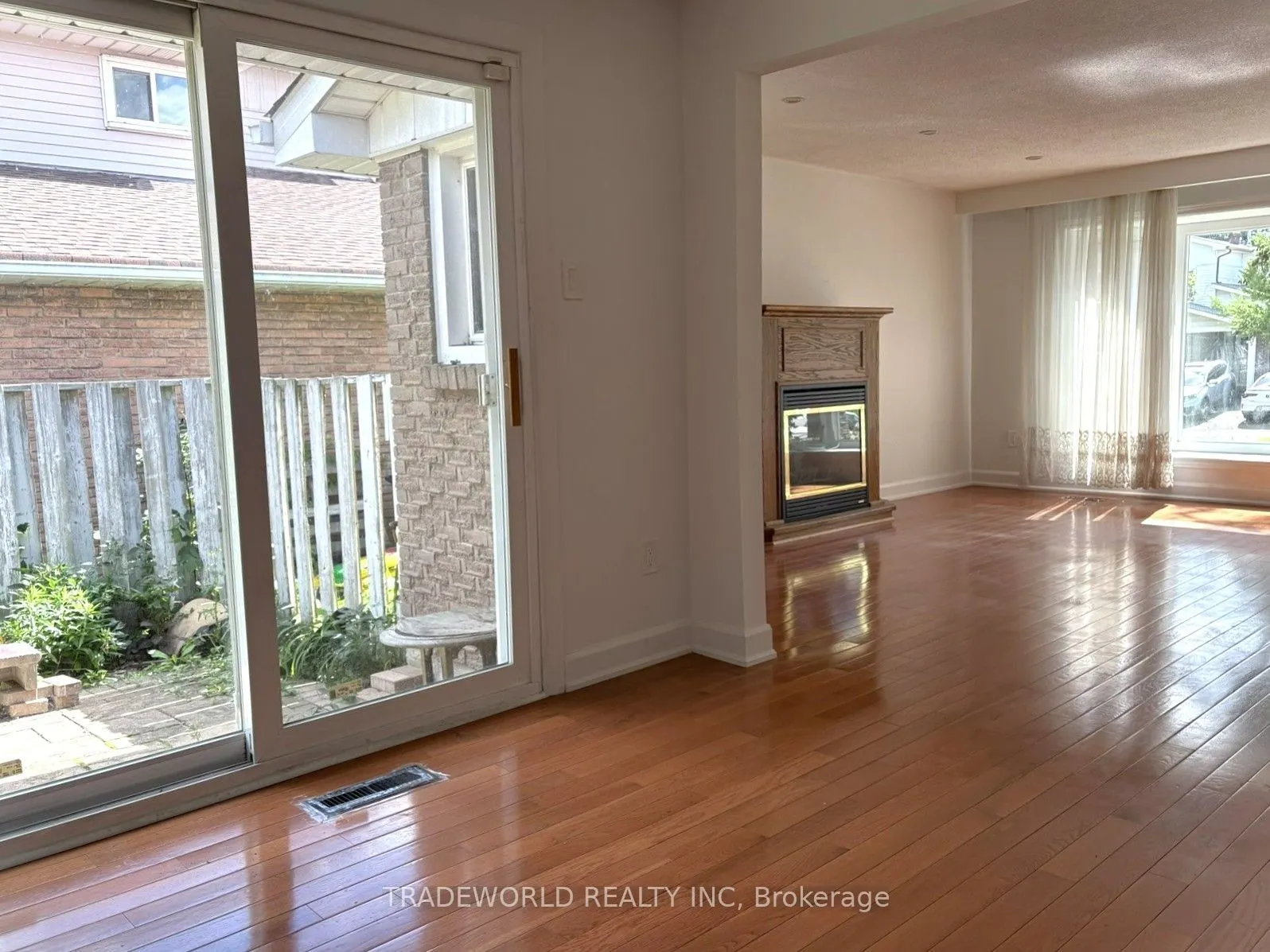 54 Bridley Drive #Main Floor