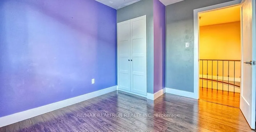 90 Oke Road #Main Floor