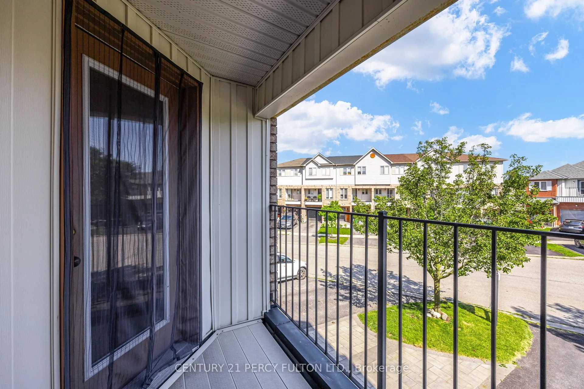 1532 Hummingbird Court