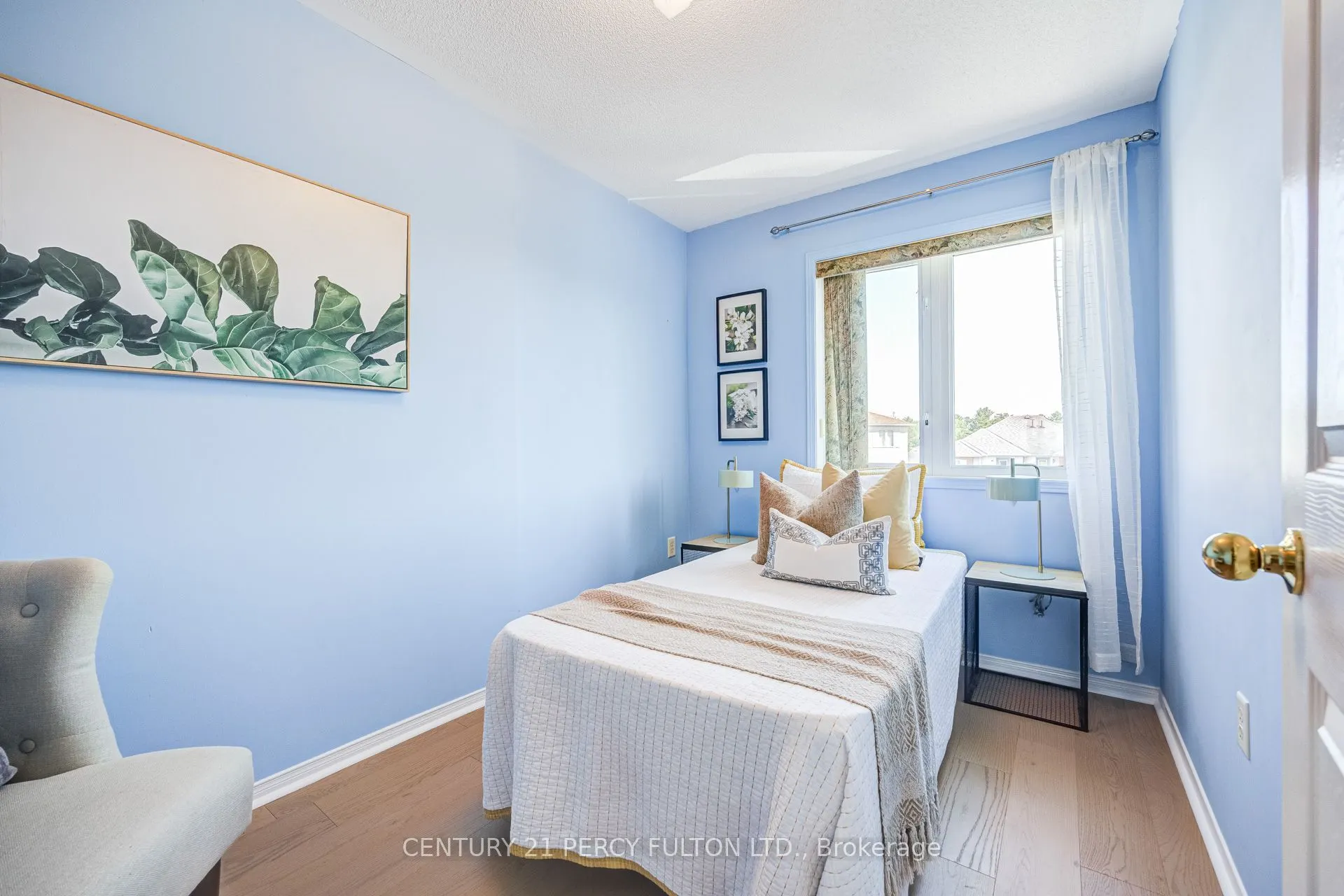 1532 Hummingbird Court