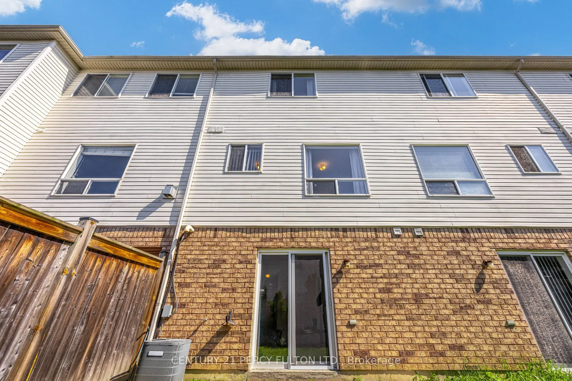 1532 Hummingbird Court