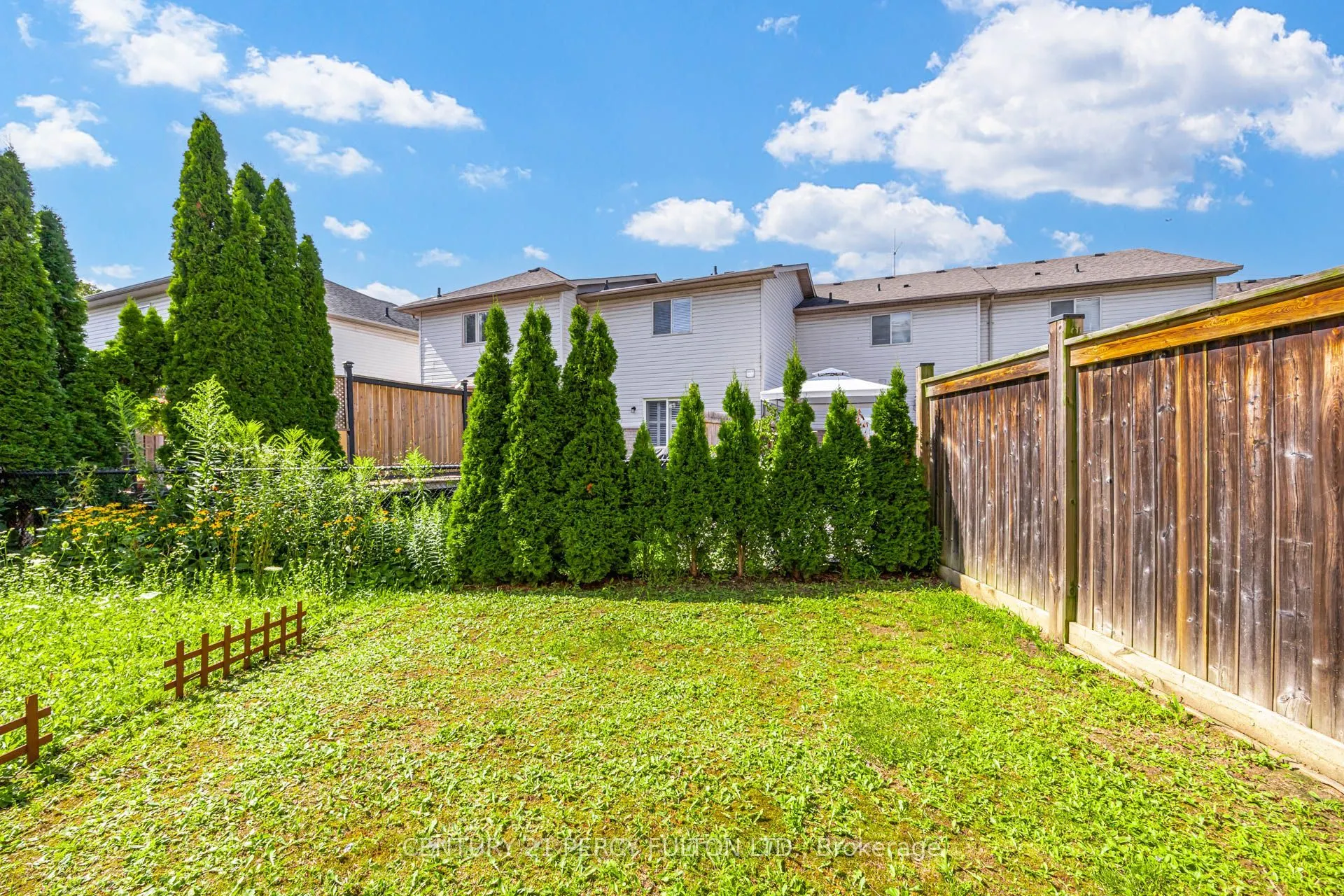 1532 Hummingbird Court