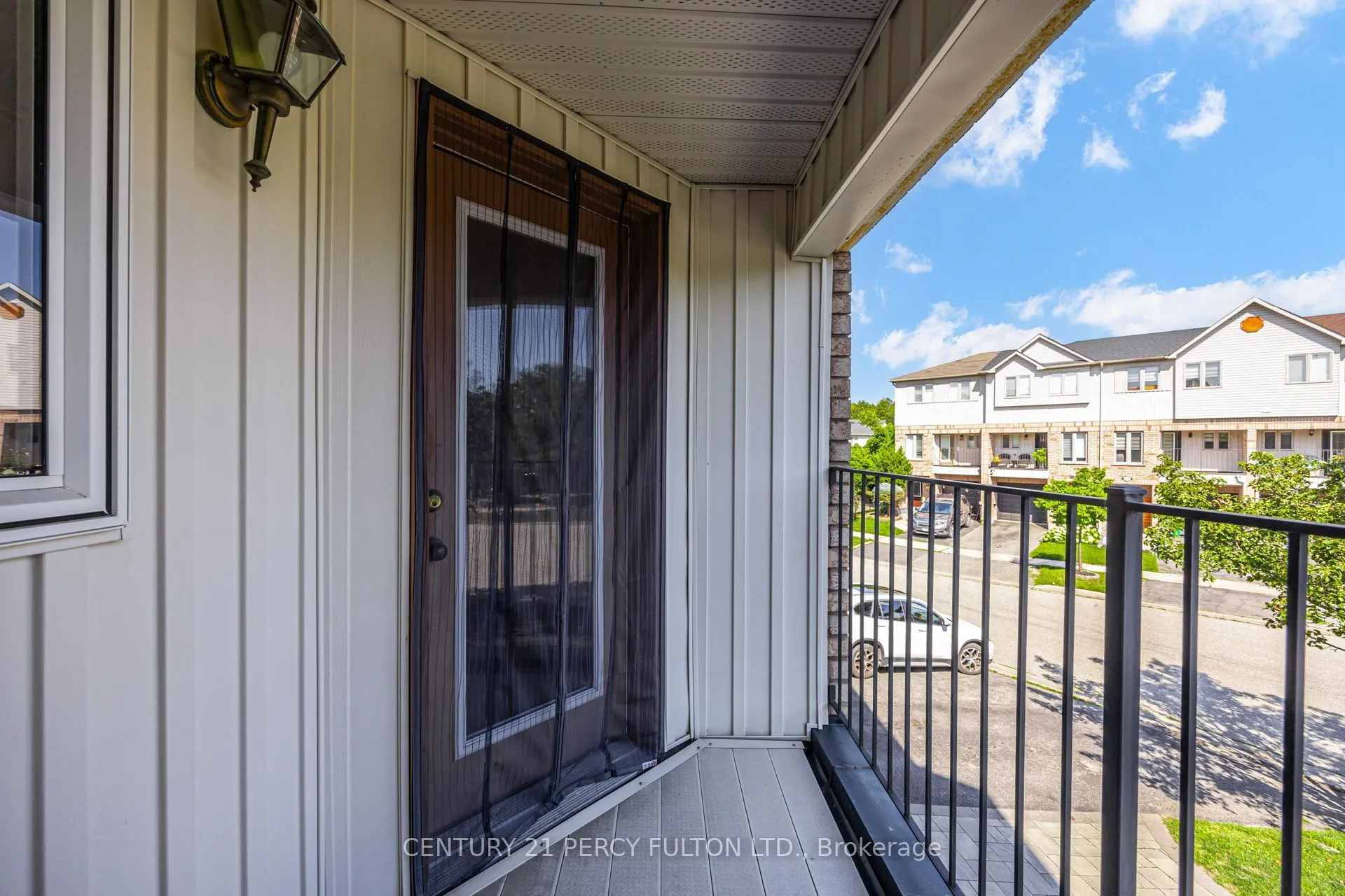 1532 Hummingbird Court
