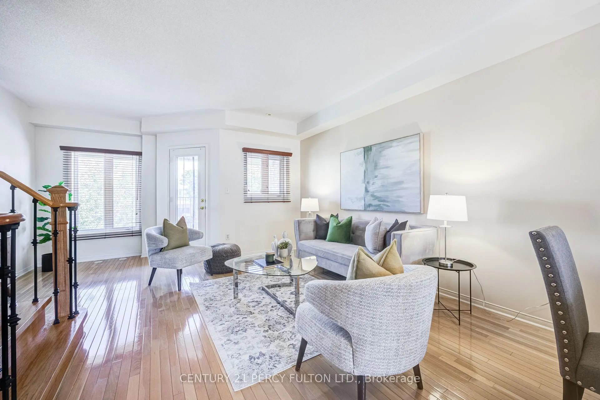 1532 Hummingbird Court