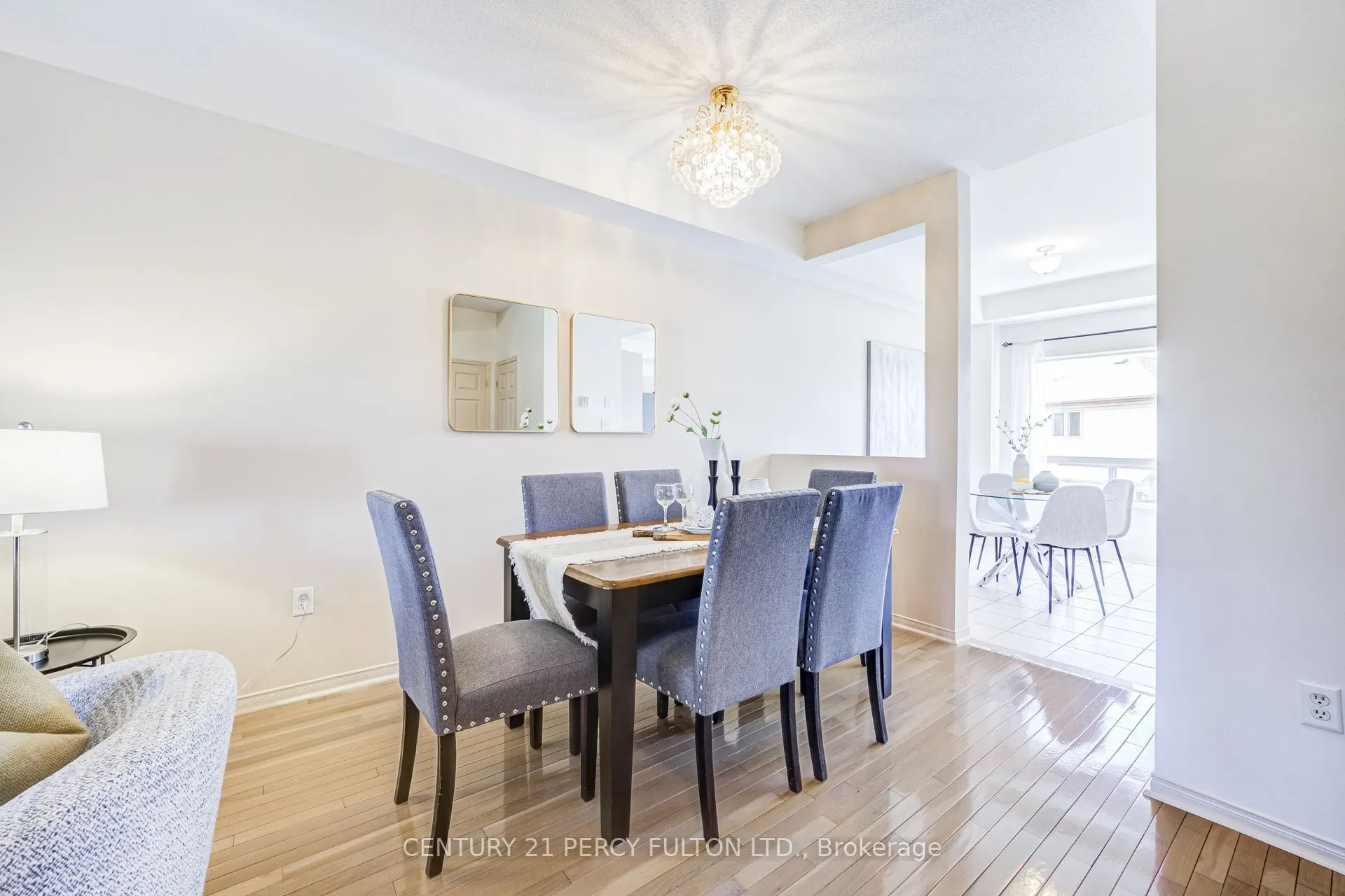 1532 Hummingbird Court