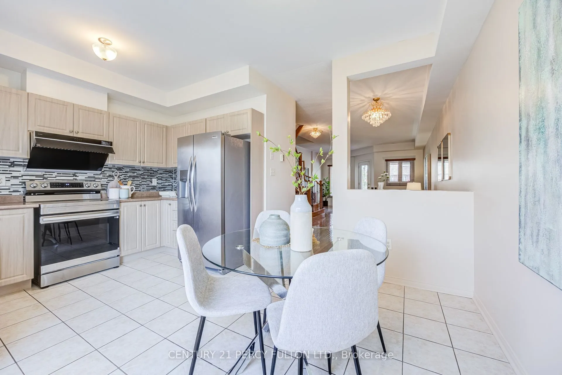 1532 Hummingbird Court