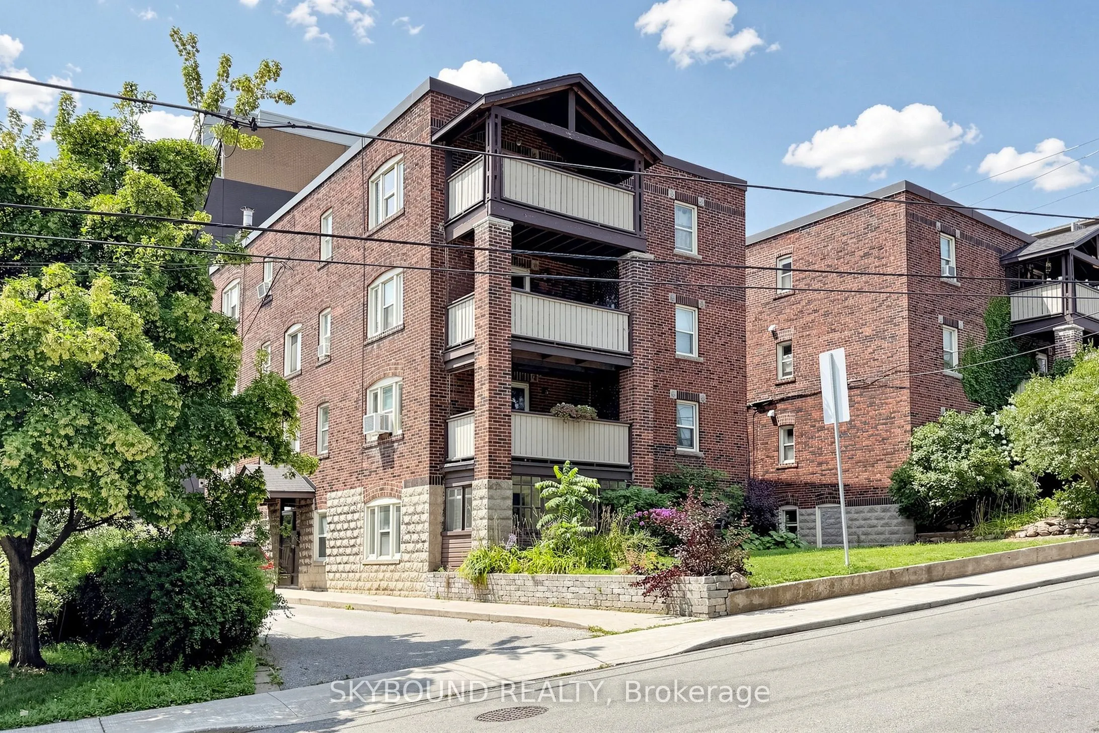 1165 Kingston Road #11