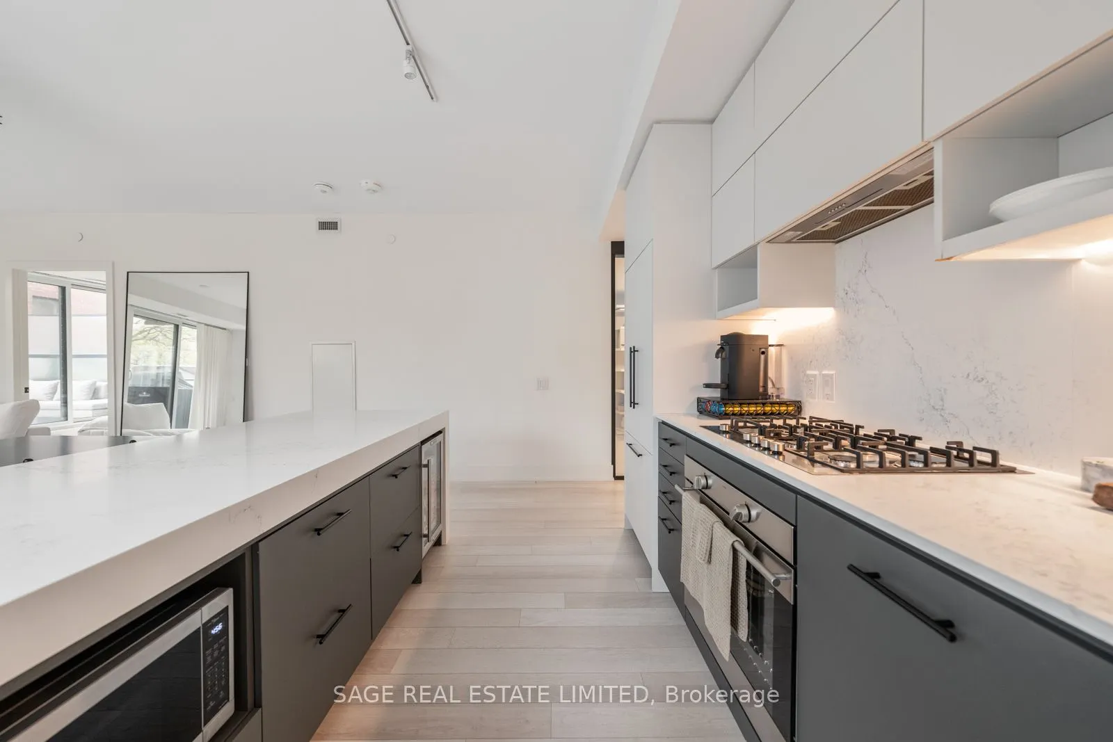 1888 Queen Street E #206