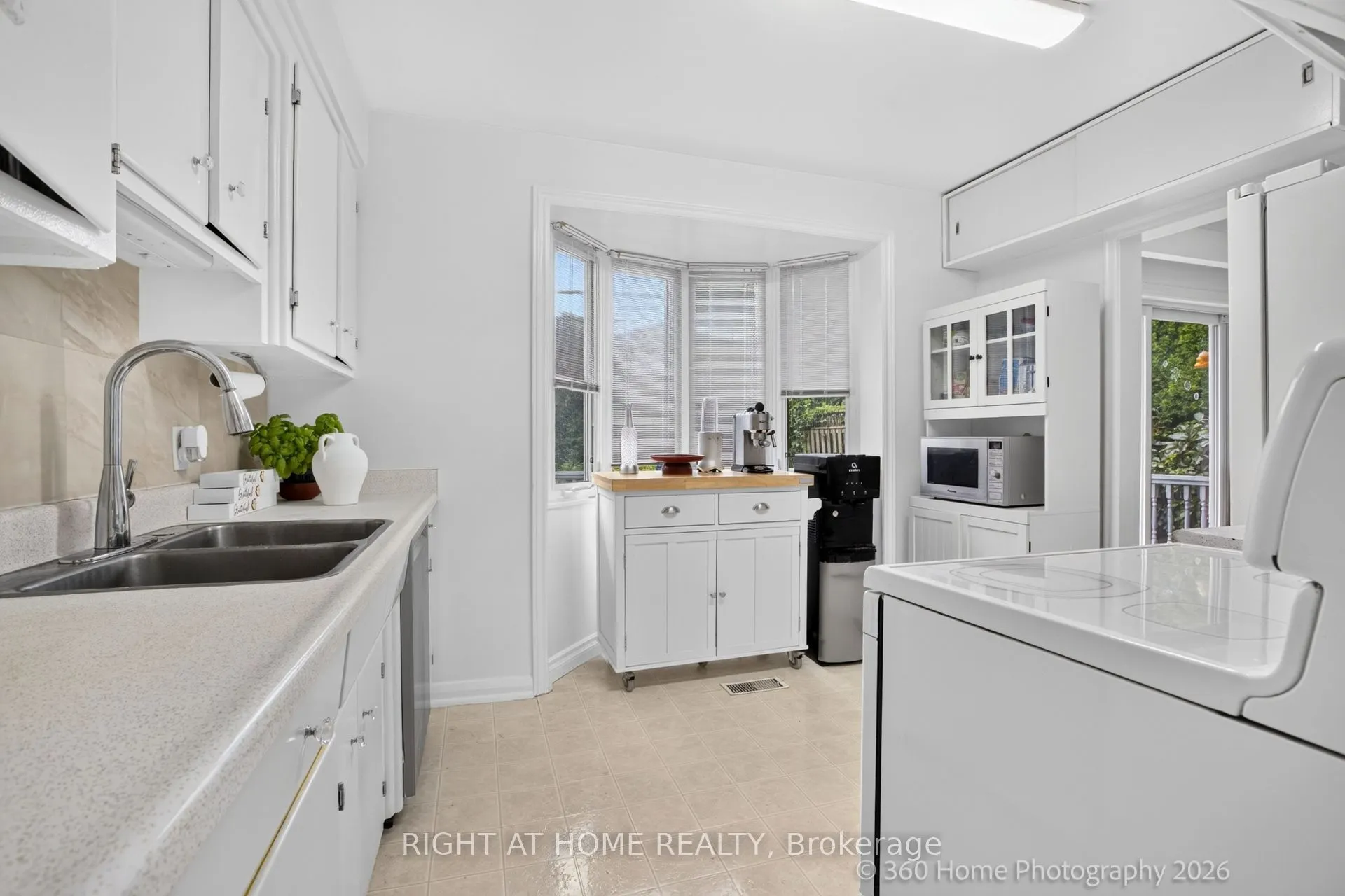 100 Perivale Crescent