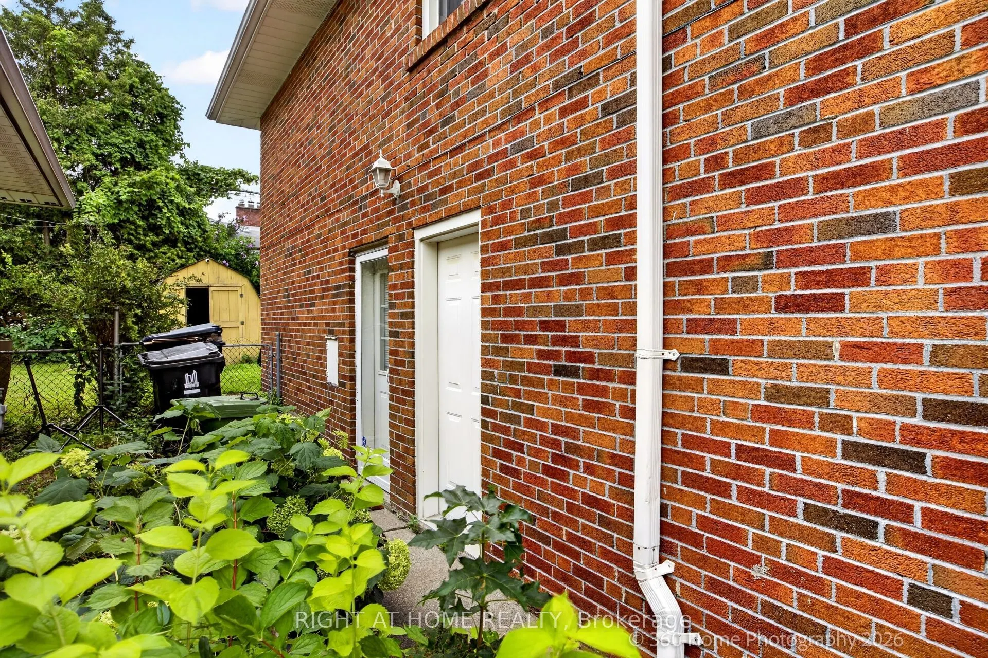 100 Perivale Crescent