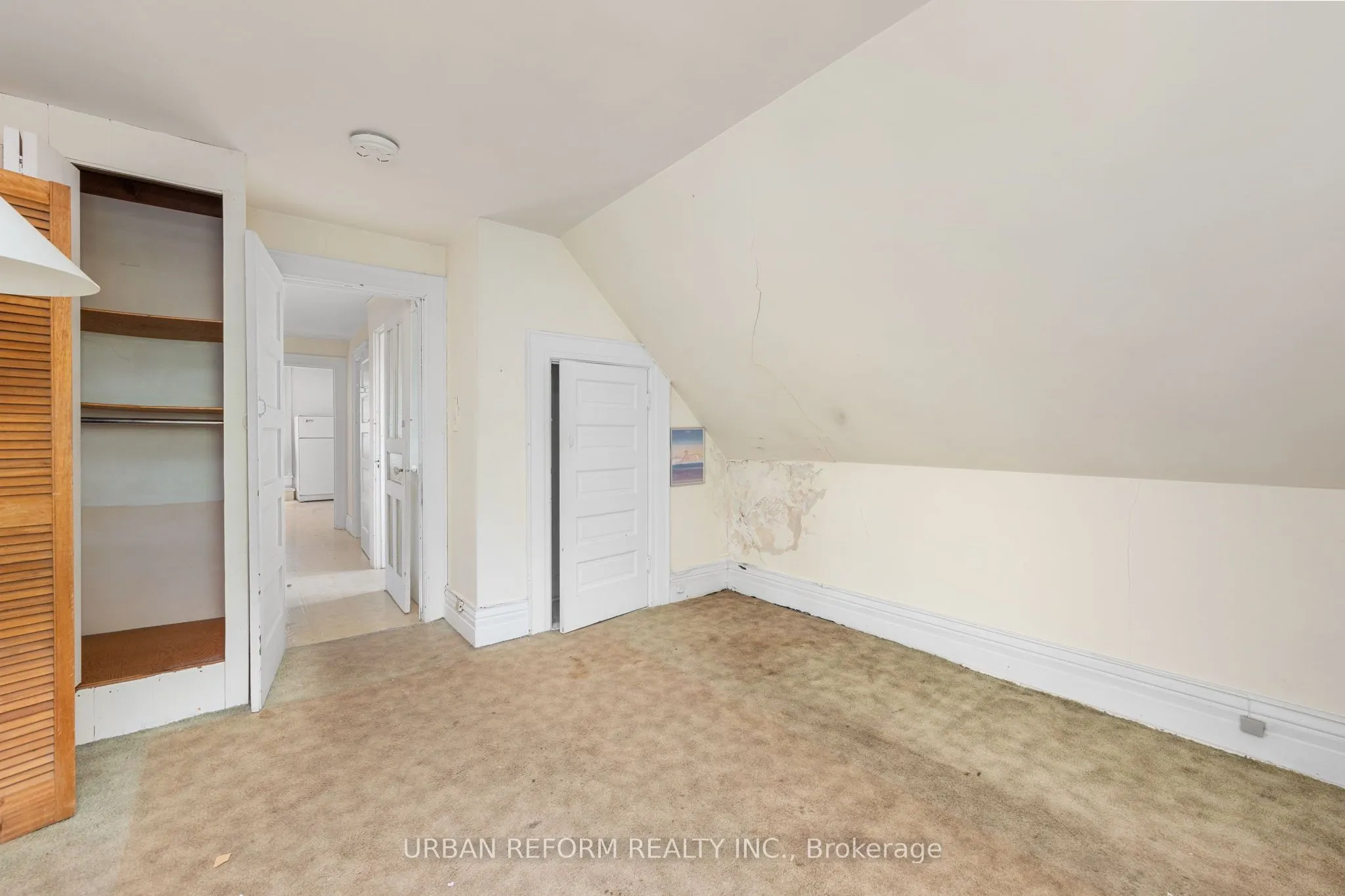 197 De Grassi Street
