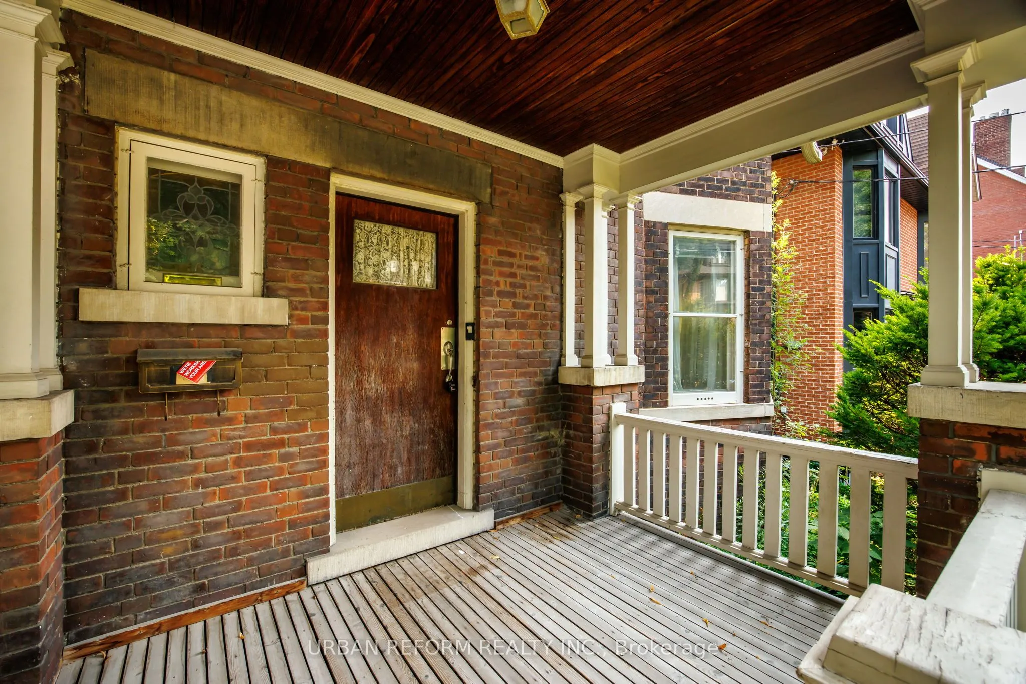 197 De Grassi Street