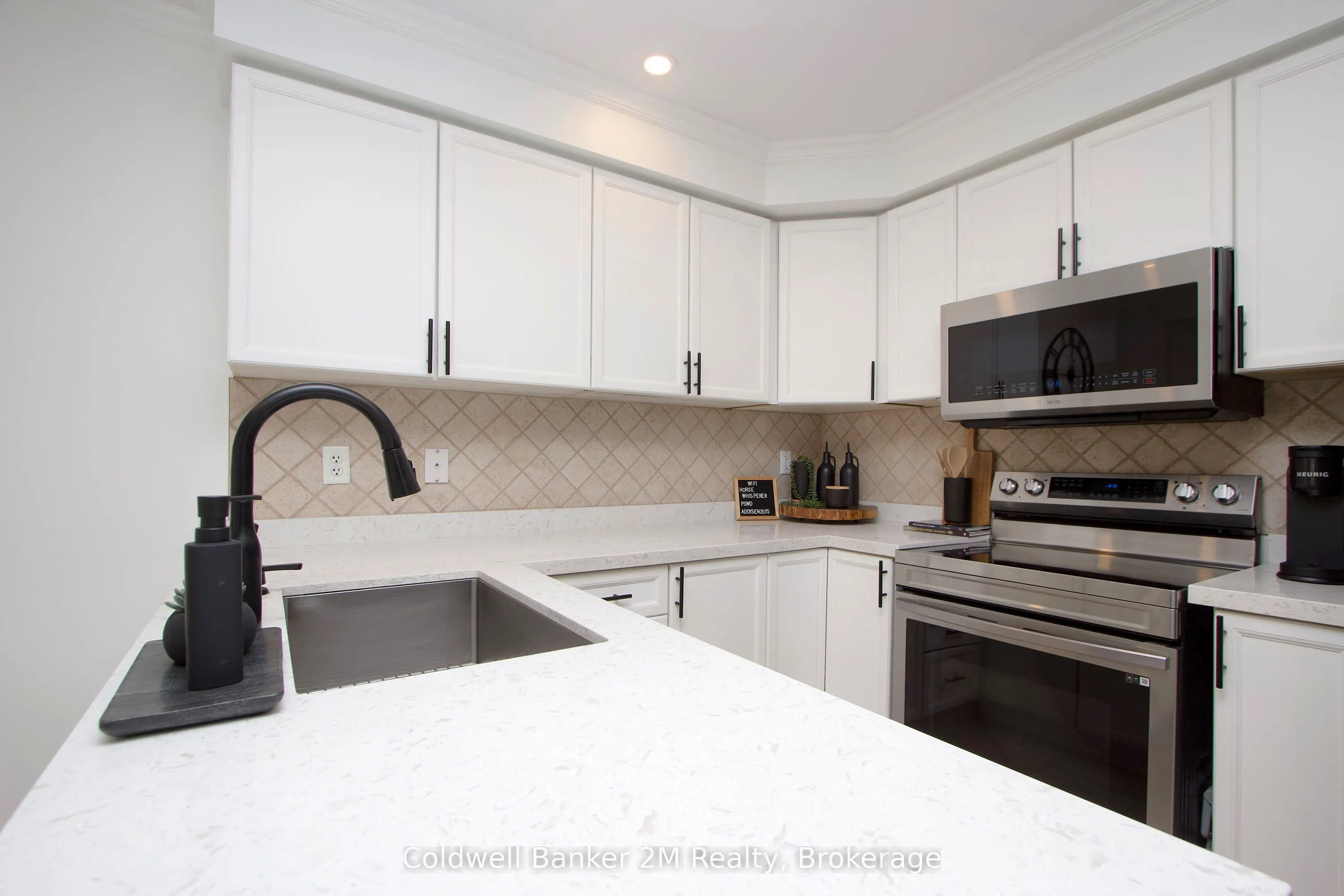 10 Eldad Drive