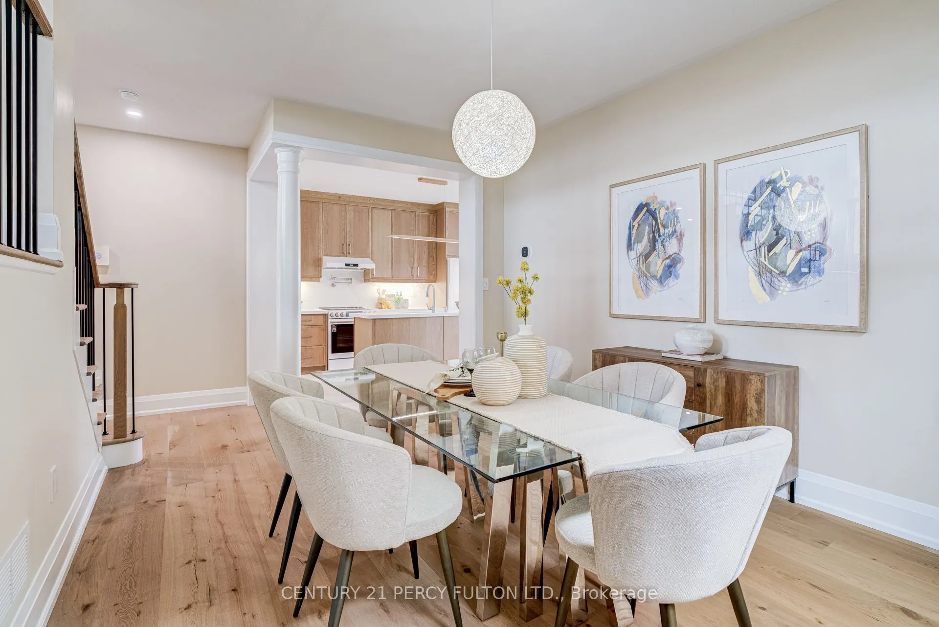 1825 Parkhurst Crescent