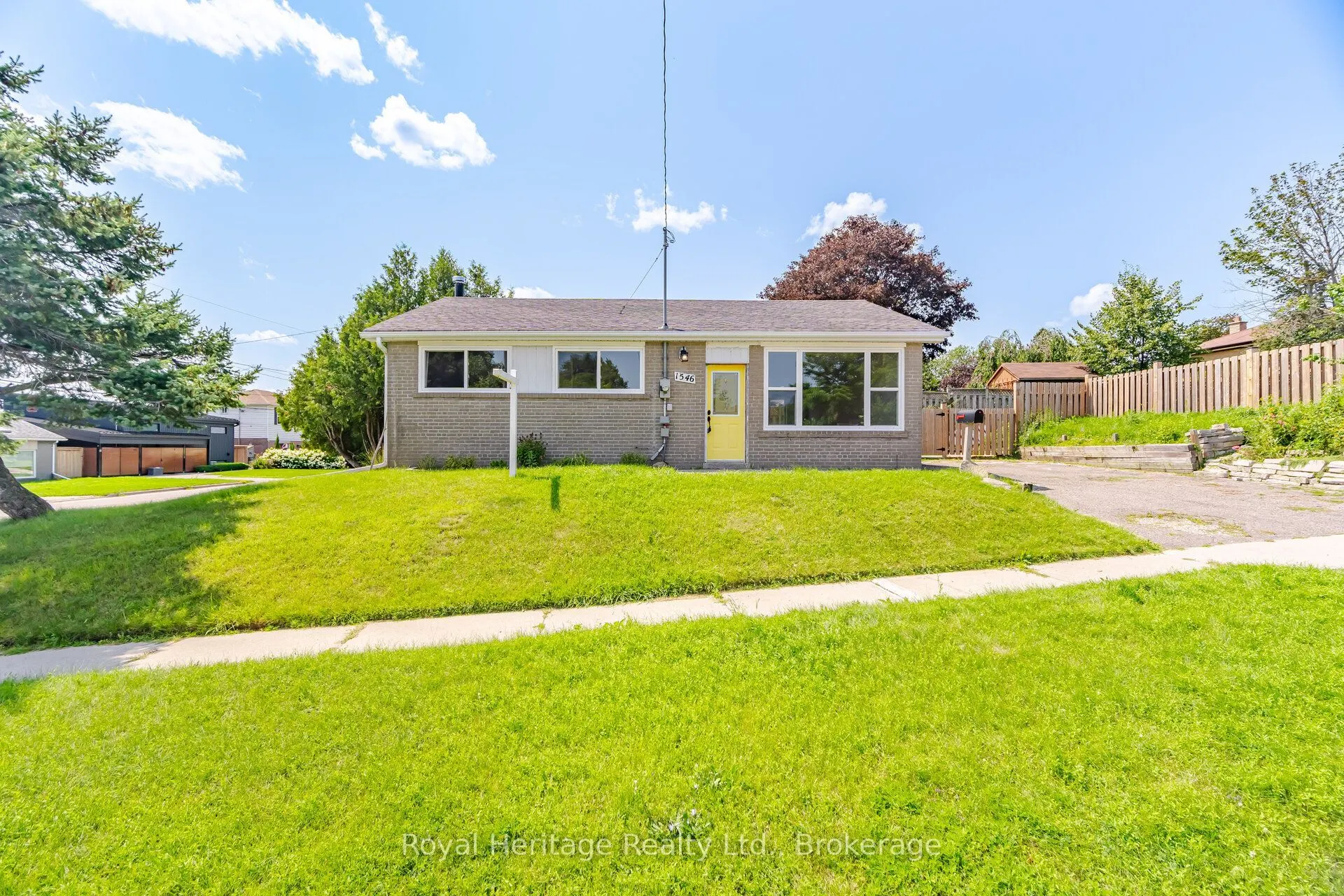 1546 Lakemount Street