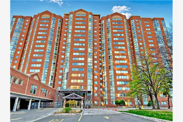 2460 Eglinton Avenue E