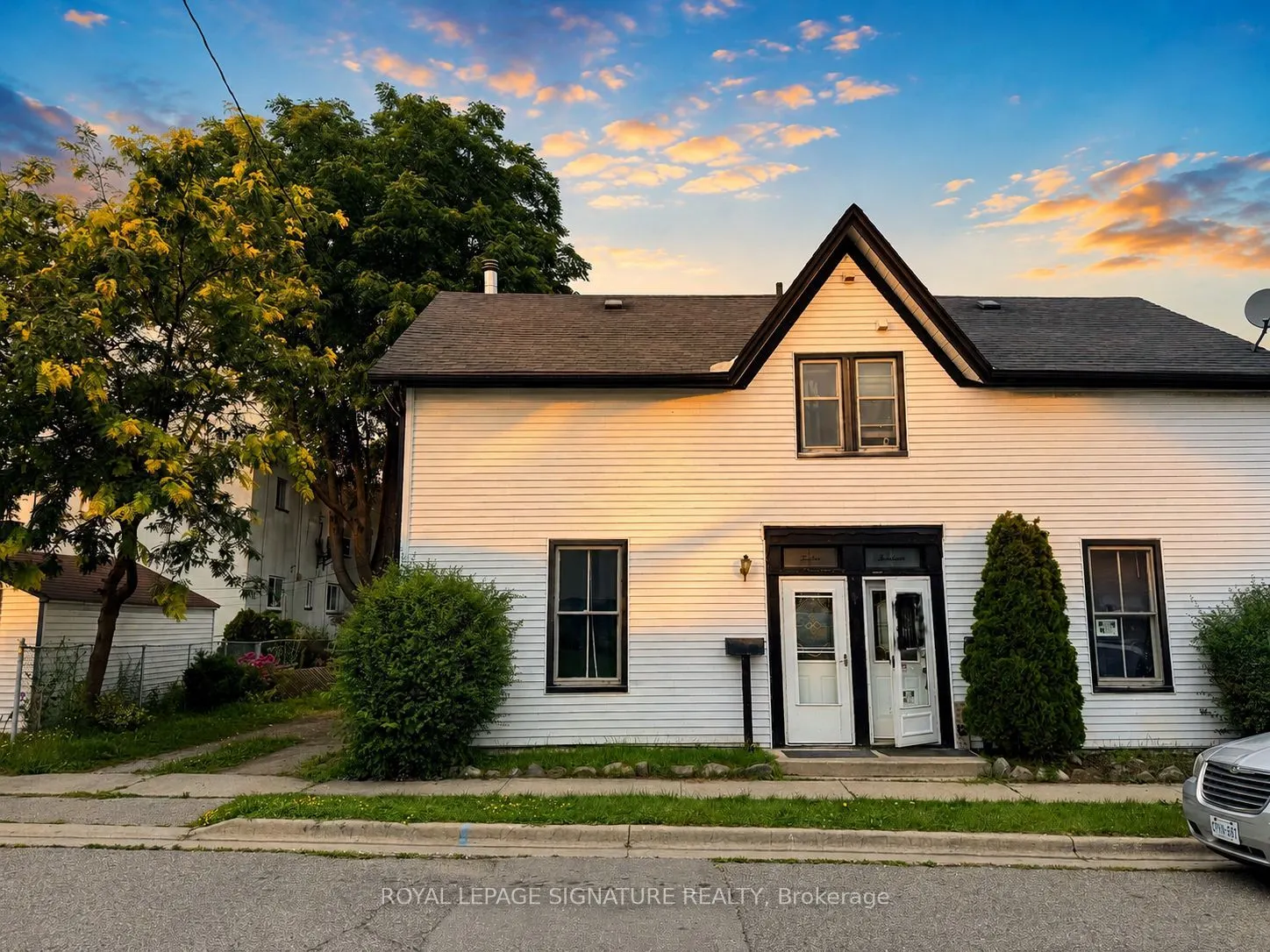 12 Hemlock Avenue