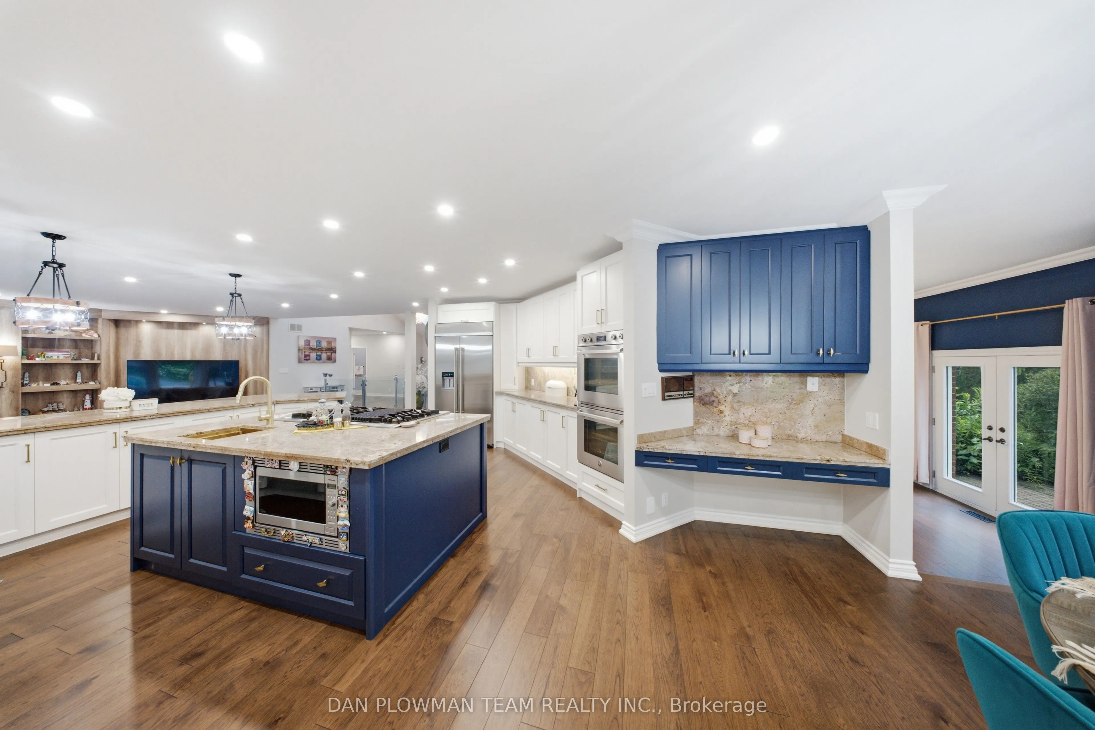 64 Woodbridge Circle