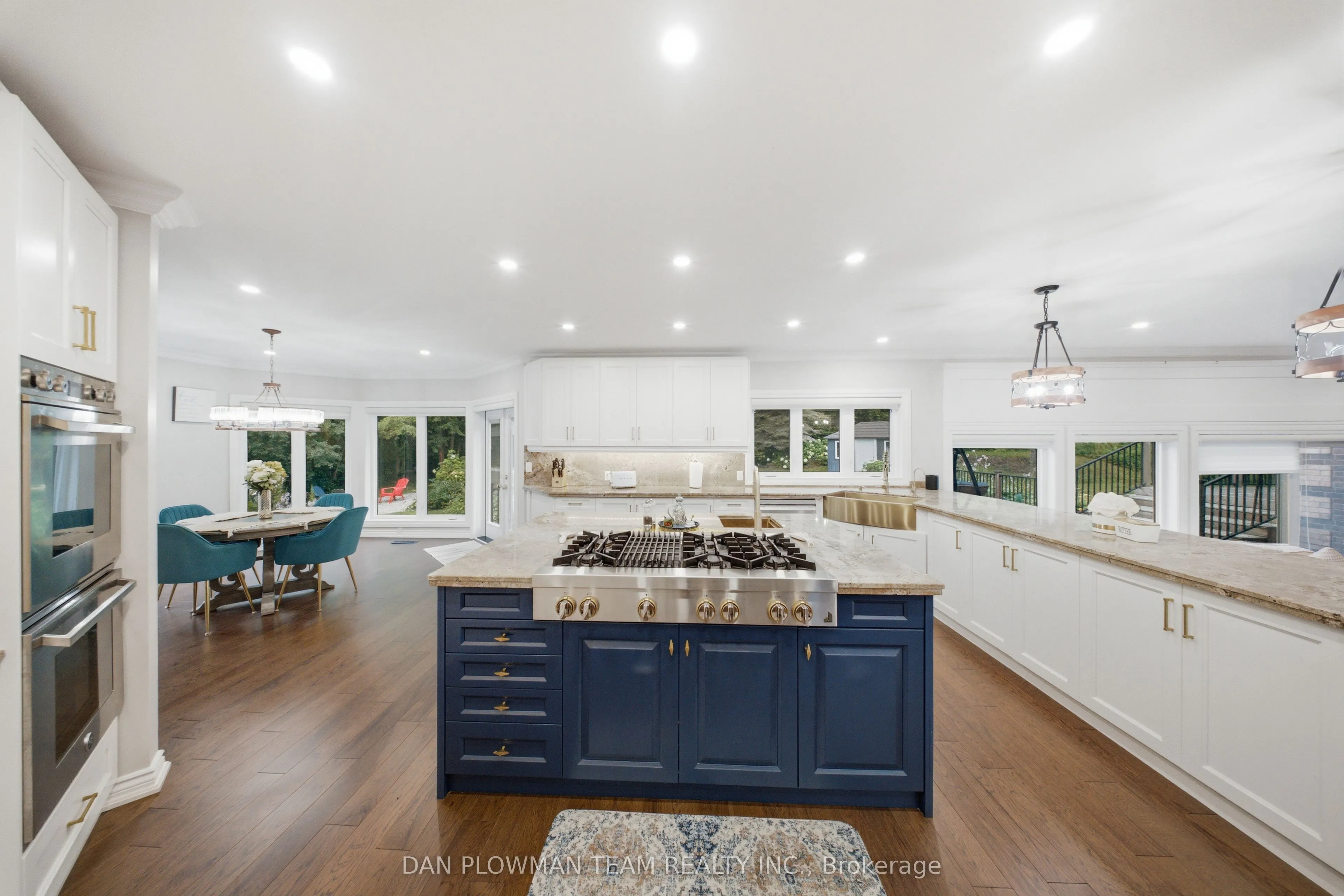 64 Woodbridge Circle
