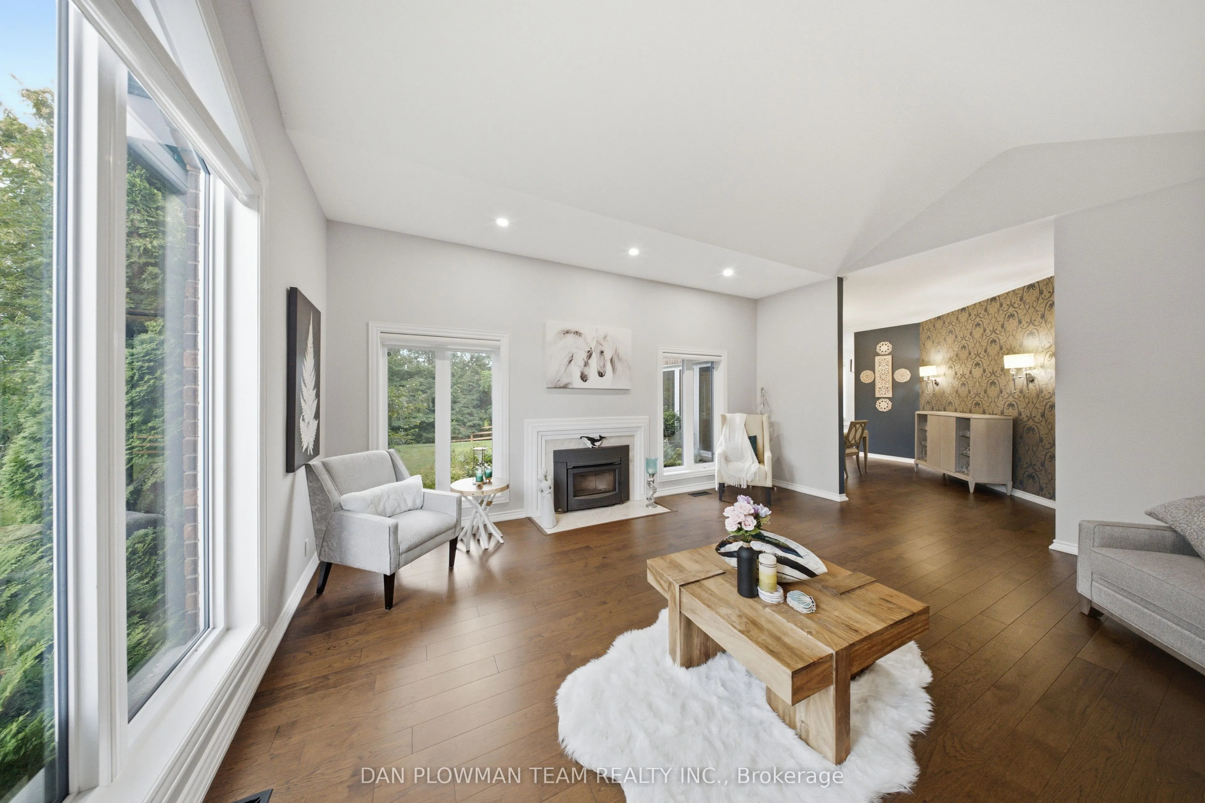 64 Woodbridge Circle