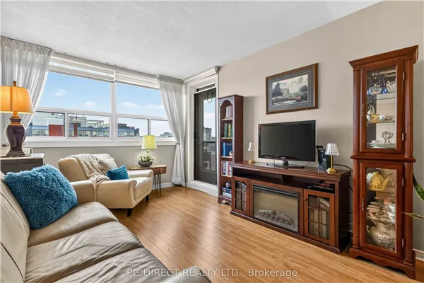 80 Athol Street E