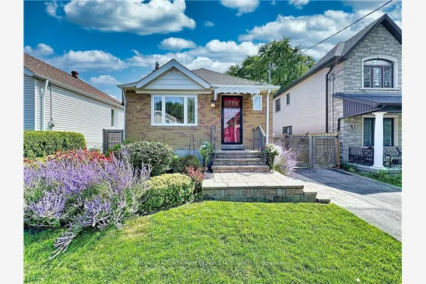 79 Neilson Avenue
