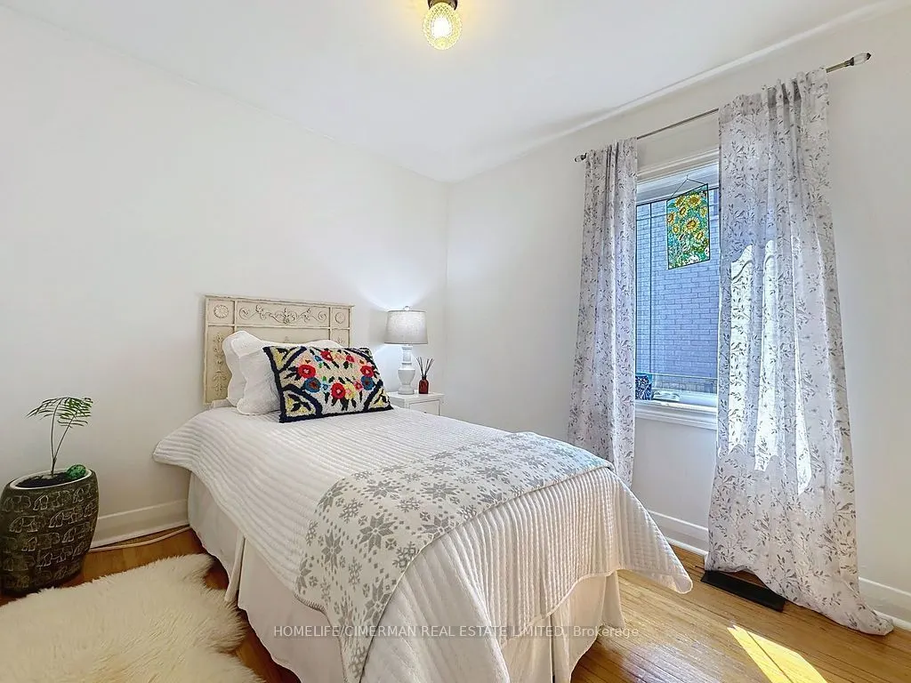 79 Neilson Avenue