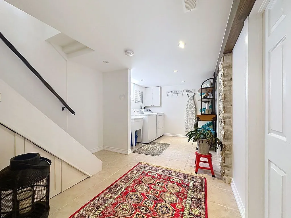 79 Neilson Avenue