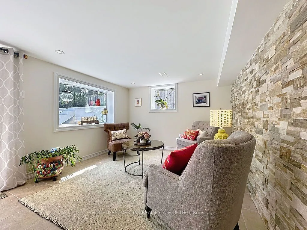 79 Neilson Avenue