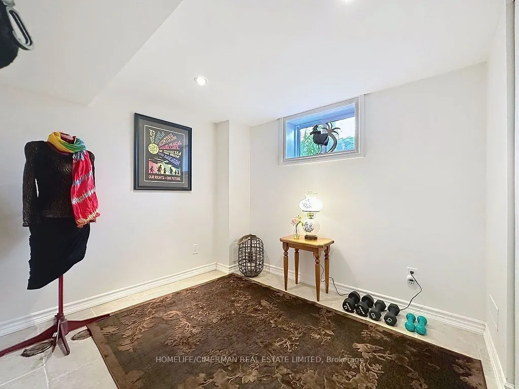79 Neilson Avenue