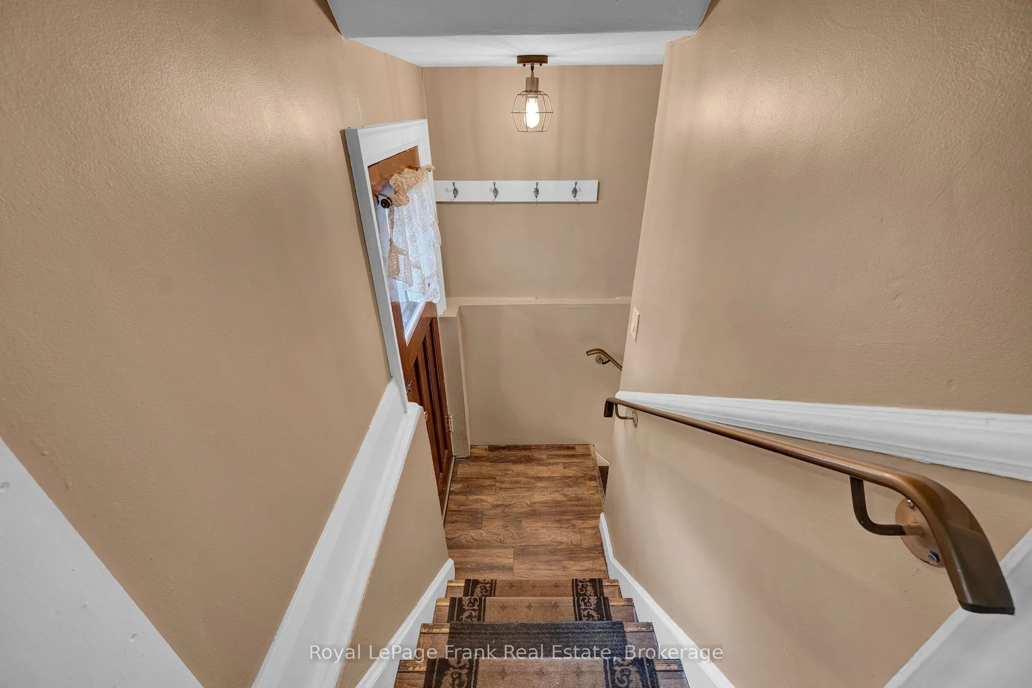 121 Cromwell Avenue