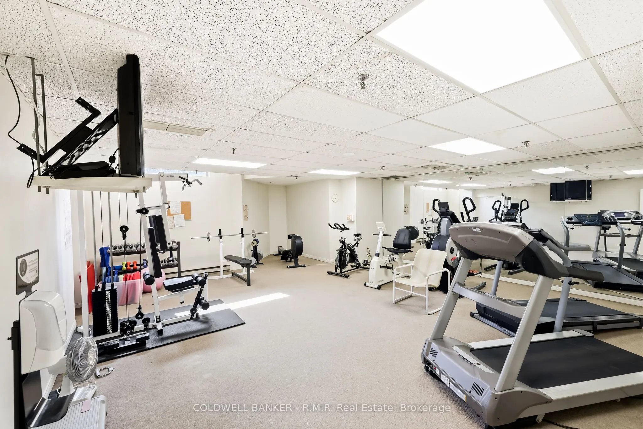 900 Wilson Road N #305