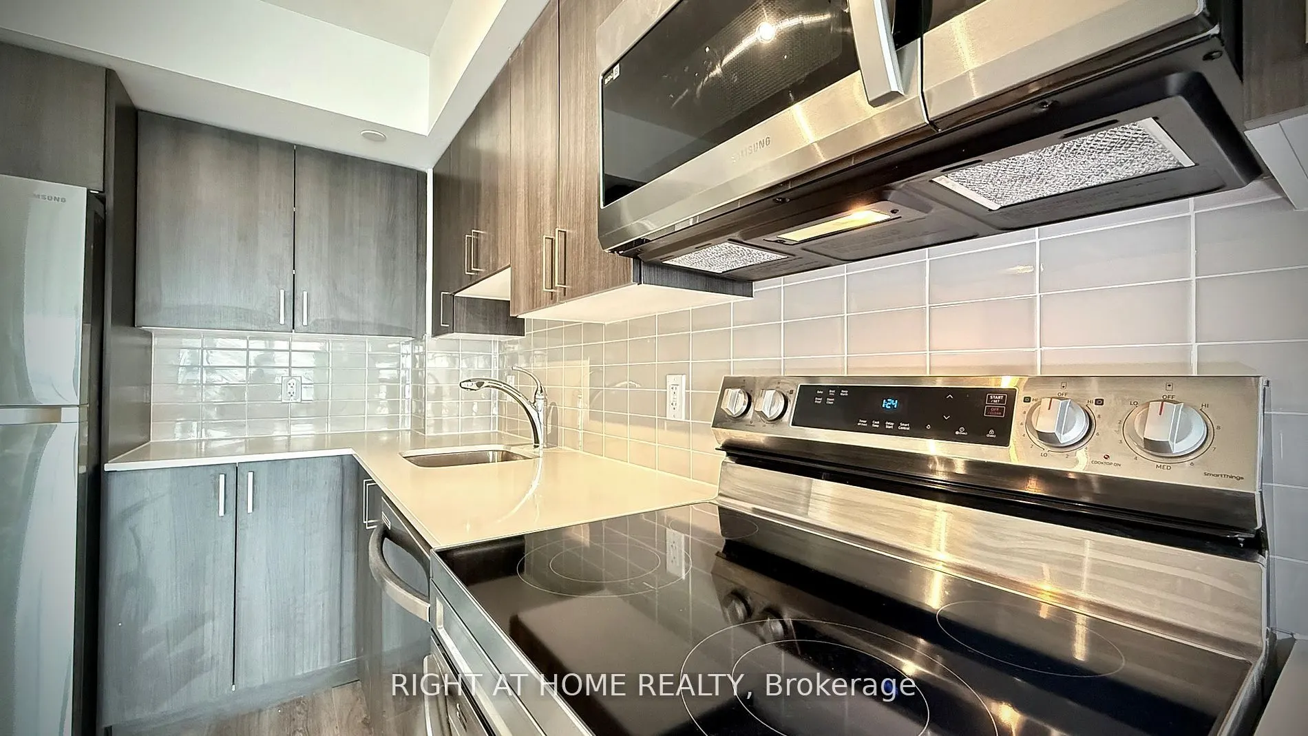 1480 Bayly Street W #1202