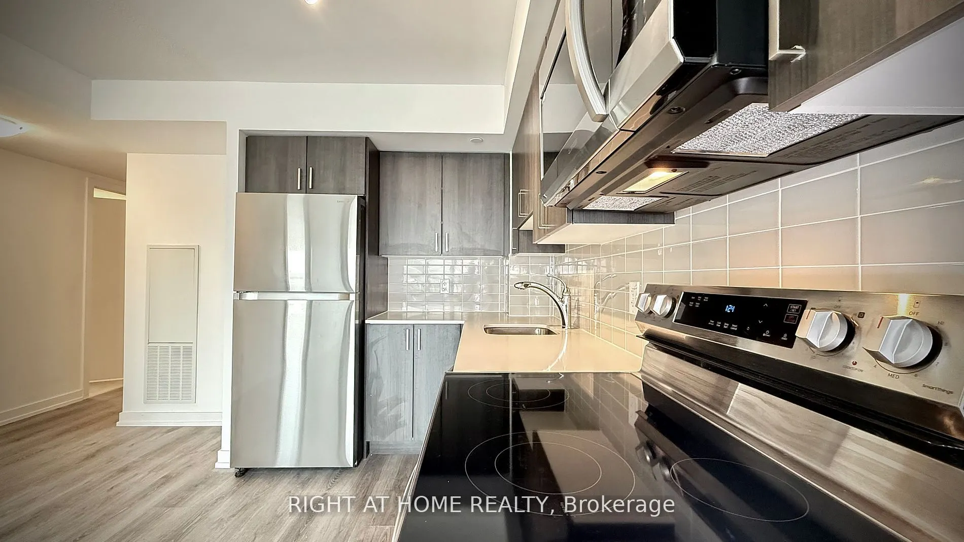 1480 Bayly Street W #1202