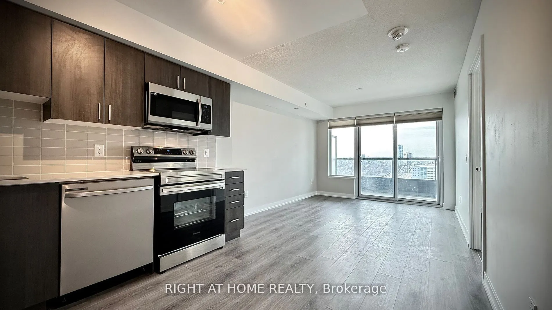 1480 Bayly Street W #1202