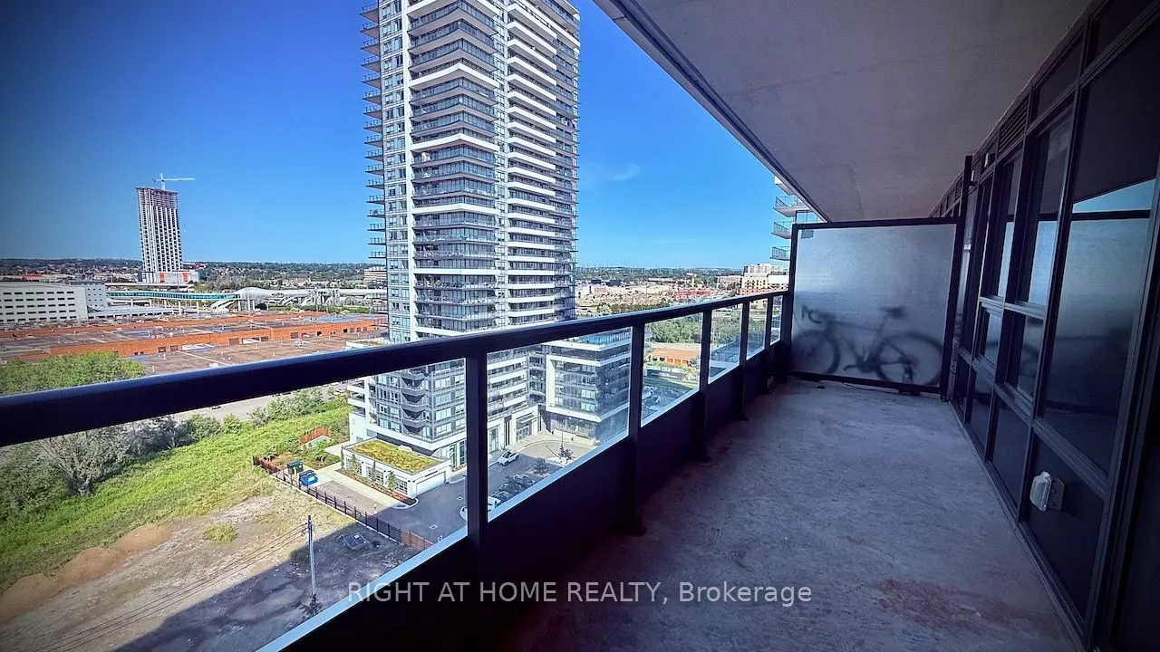 1480 Bayly Street W #1202