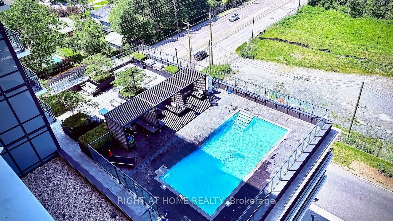1480 Bayly Street W #1202