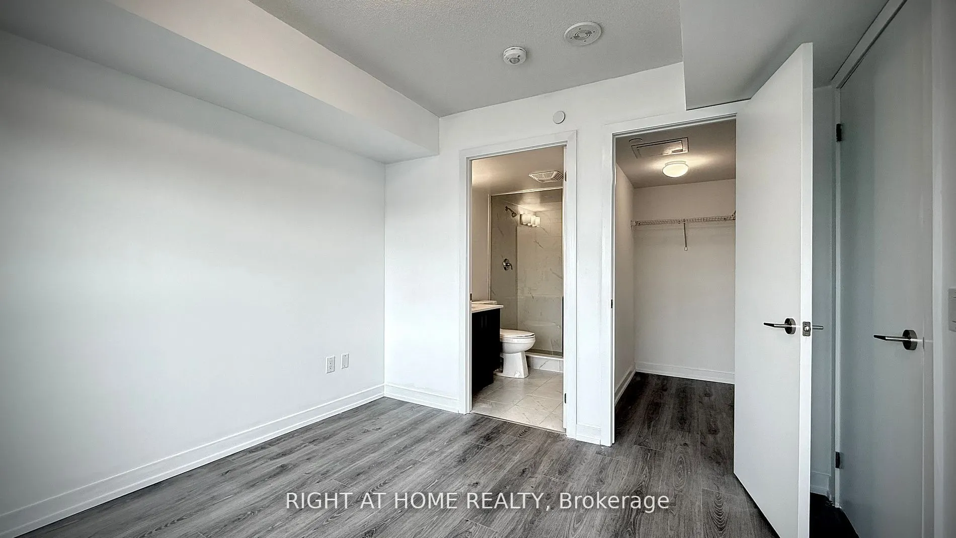 1480 Bayly Street W #1202