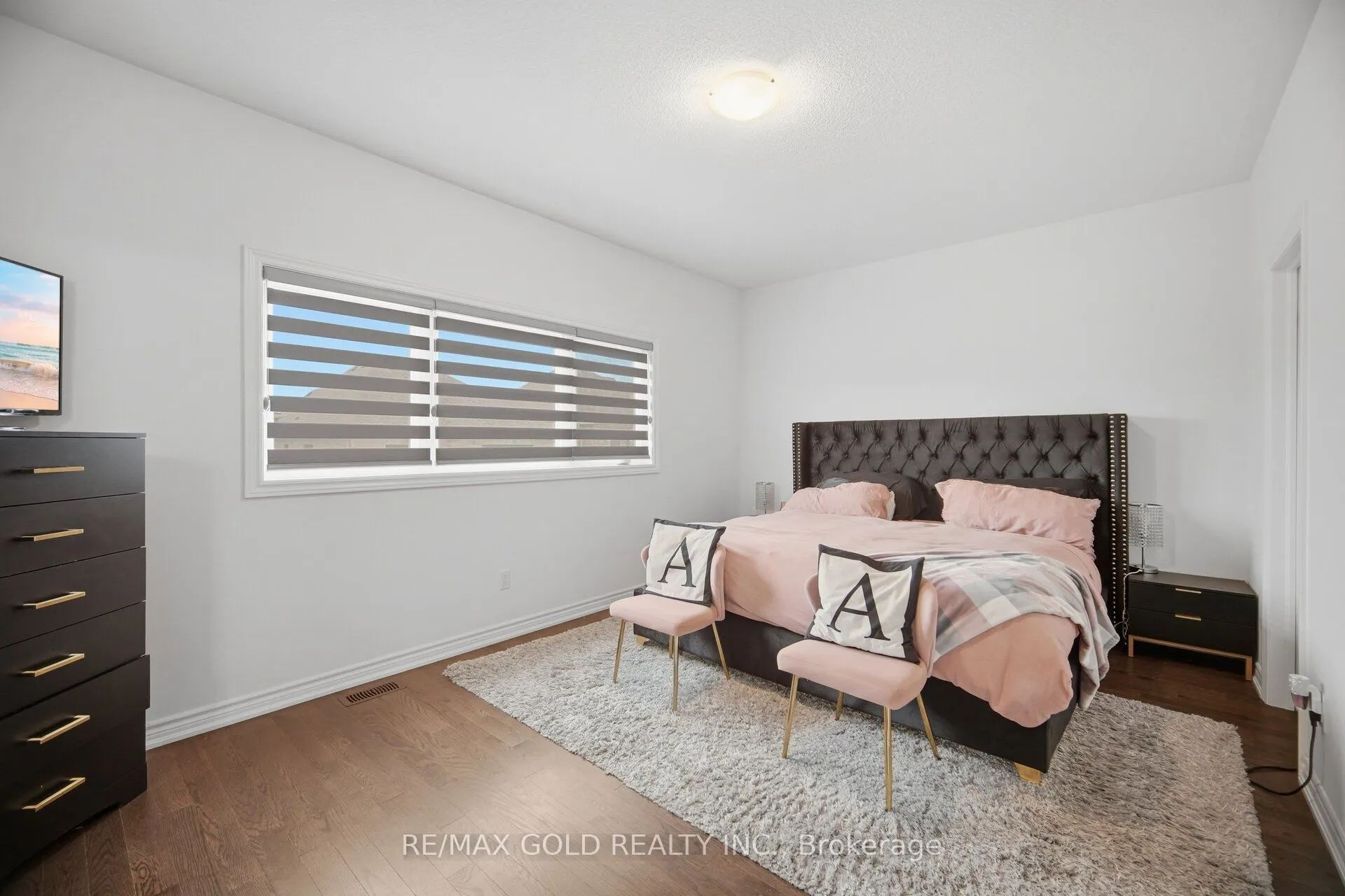 426 Coronation Road