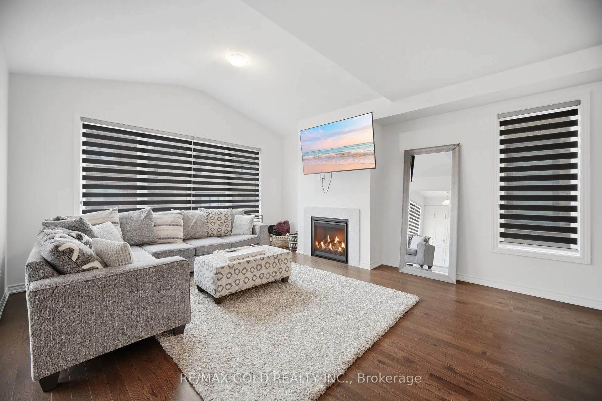 426 Coronation Road