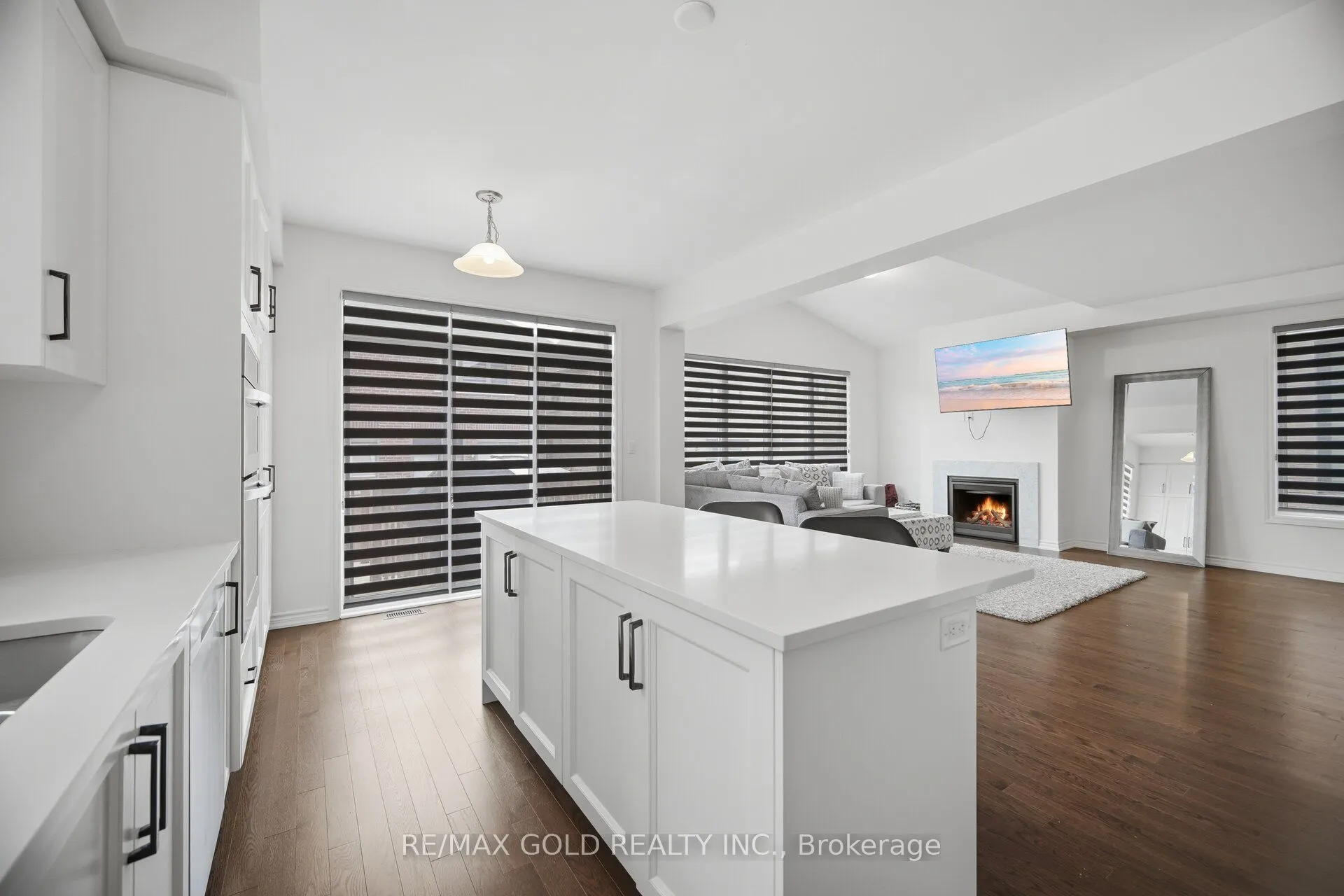 426 Coronation Road