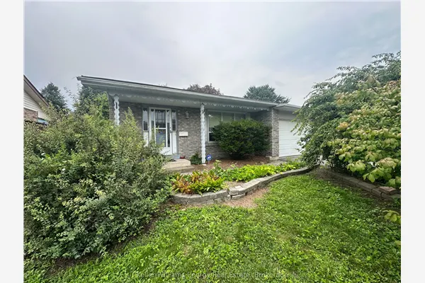 252 Keewatin Street S