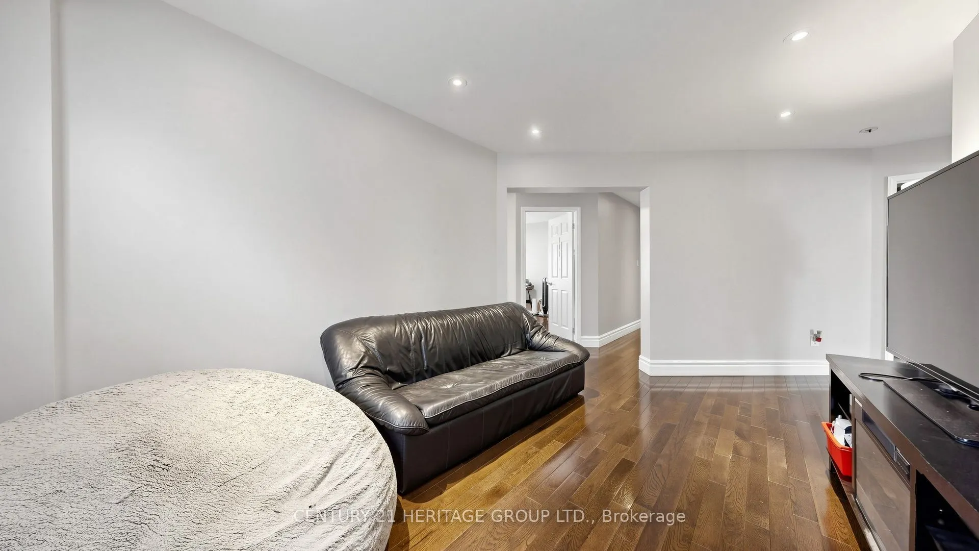 27 Byram Downs Street