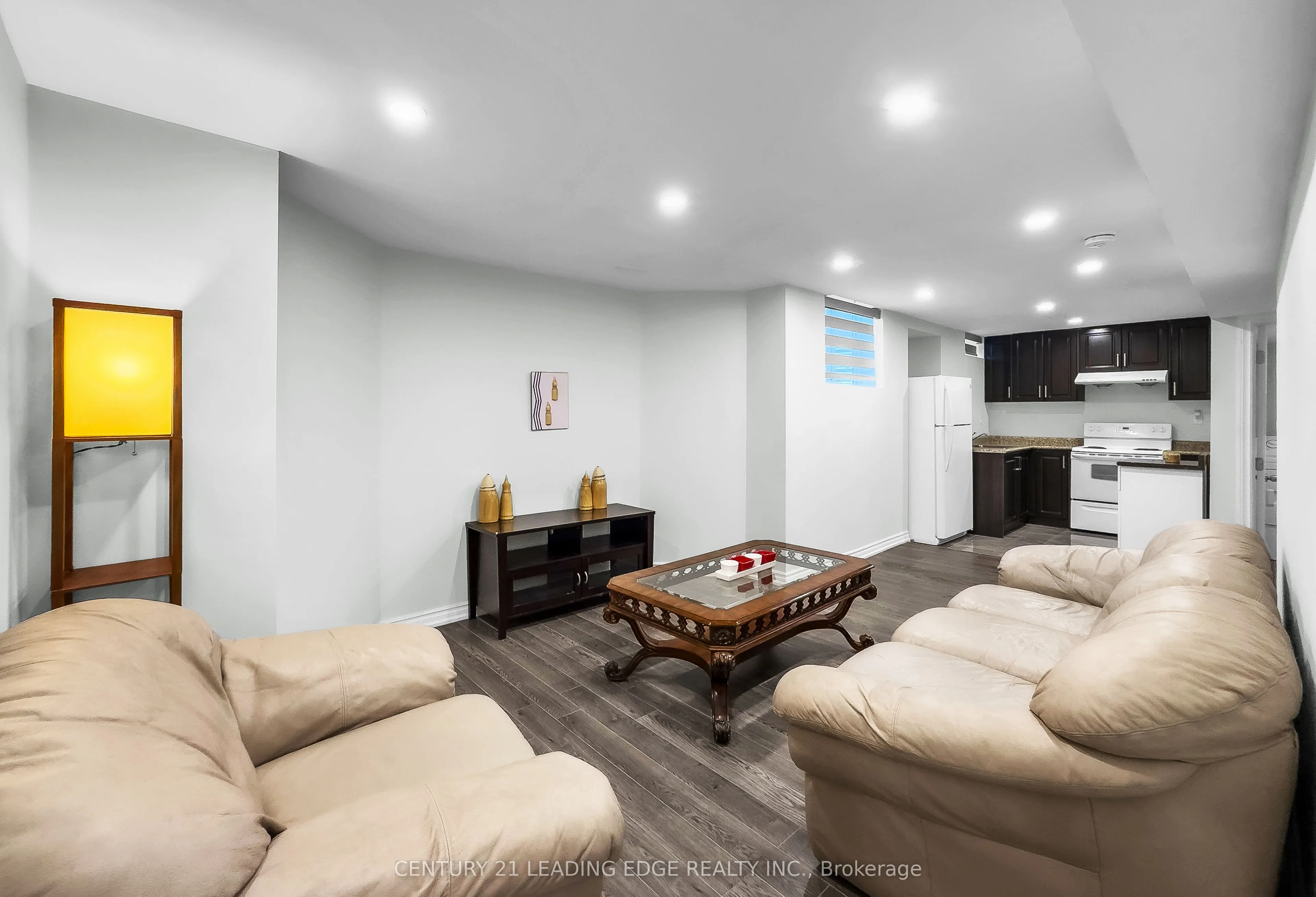 16 Bicknell Court